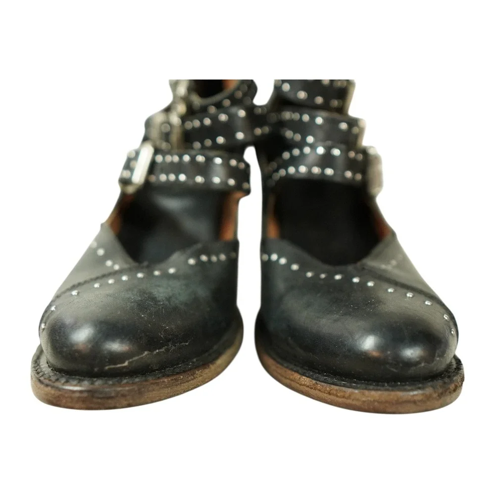 Freebird by Steven preowned these